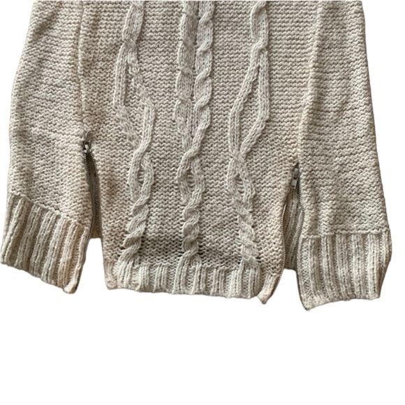 American Rag Cie knitted Sweater - Picture 6 of 7